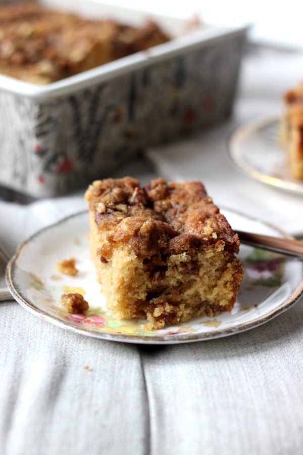 Walnut Crumb Cake