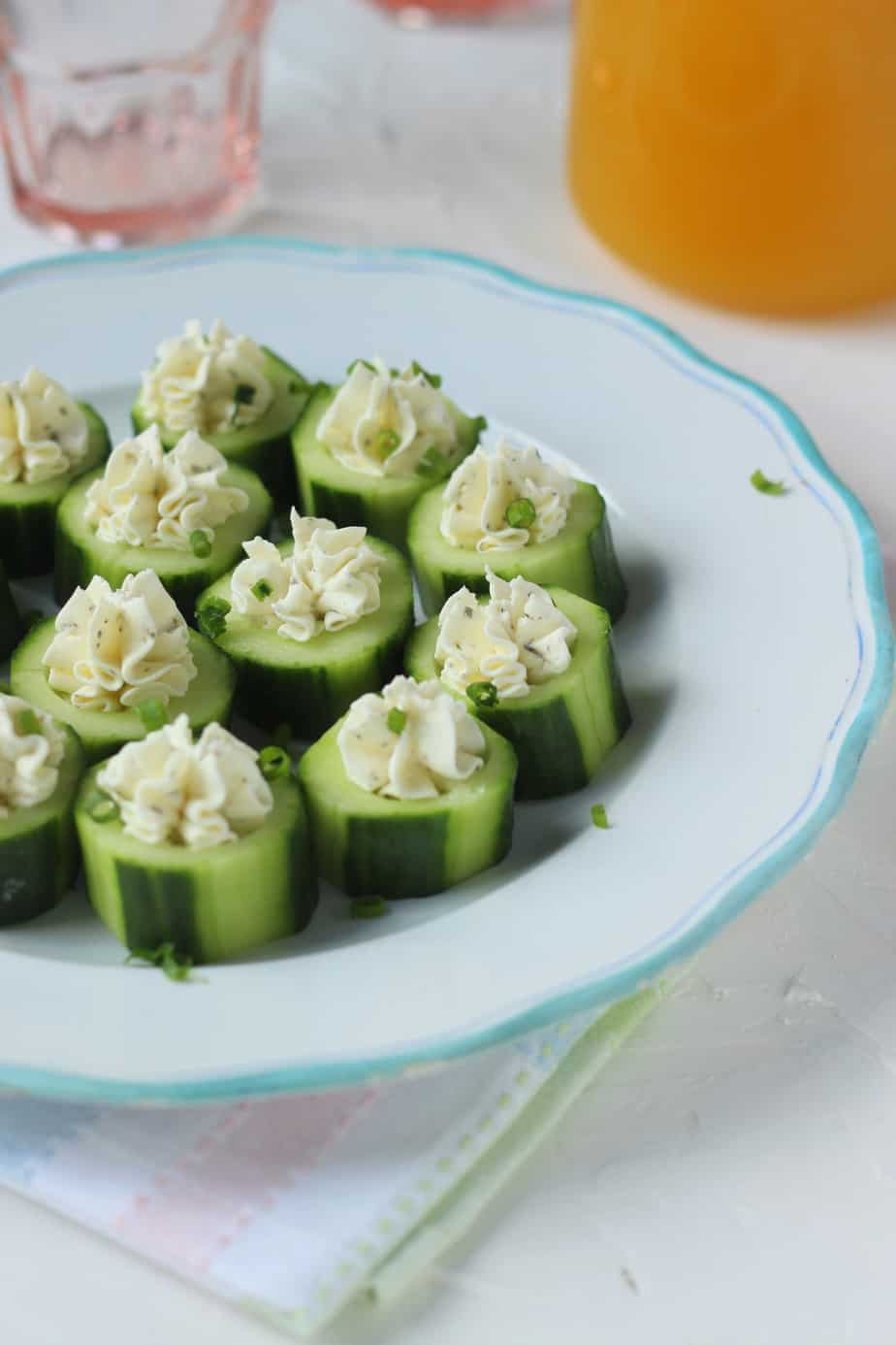Cucumber Cream Cheese Rounds