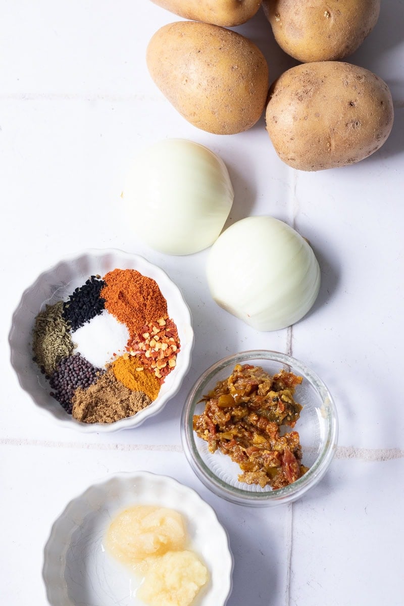 ingredients for poori aloo
