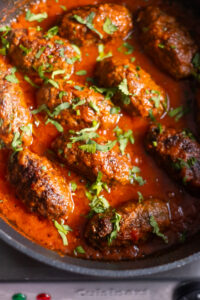 garnished handi masala